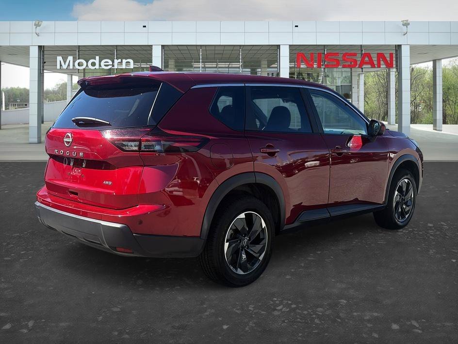 Used 2025 Scarlet Ember Tintcoat Nissan SV image 5