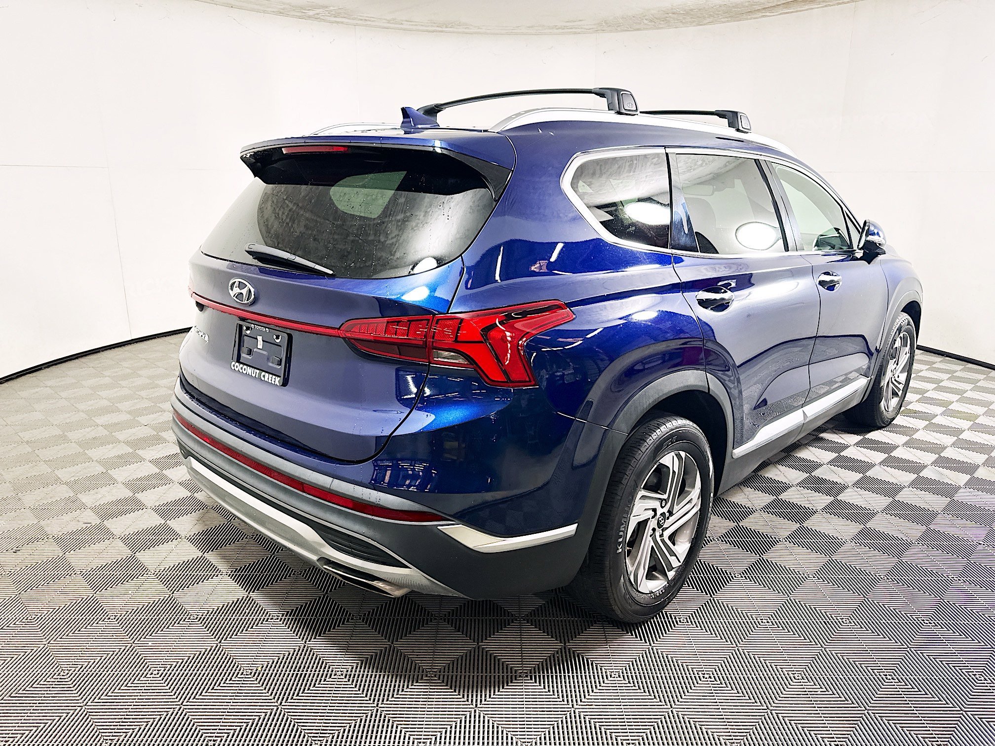 Used 2023 Stormy Sea Hyundai SEL image 3