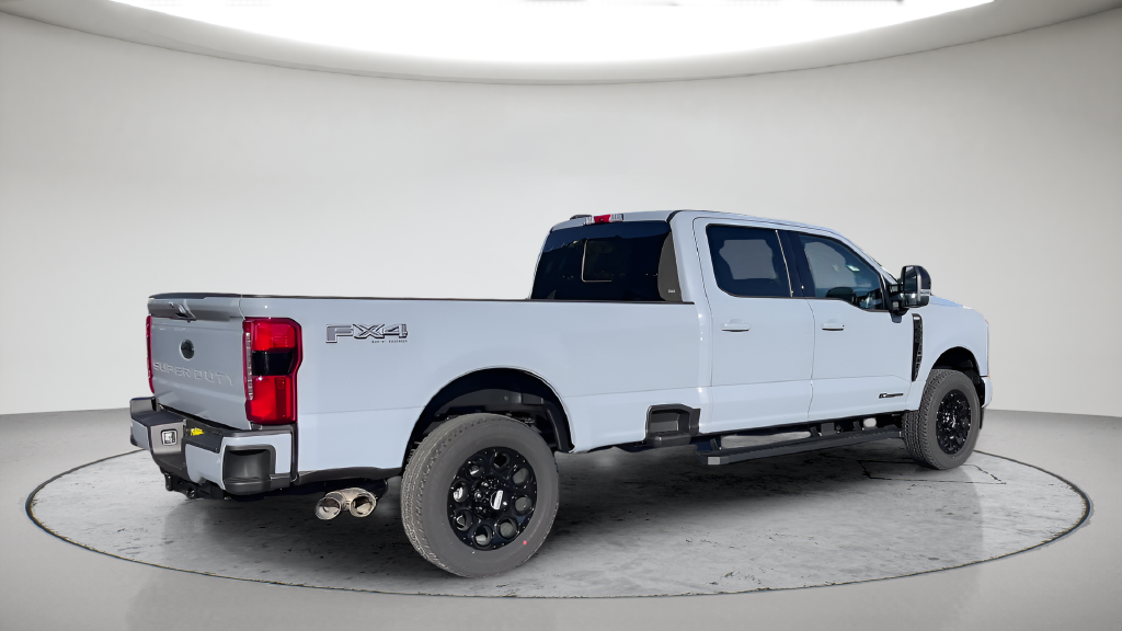 New 2026 Glacier Gray Metallic Tri-Coat Ford F-350® Lariat® image 6