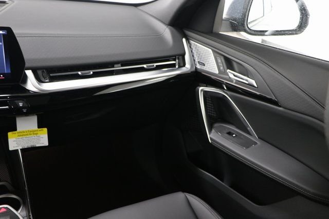 2025 BMW X2 28i - Photo 24