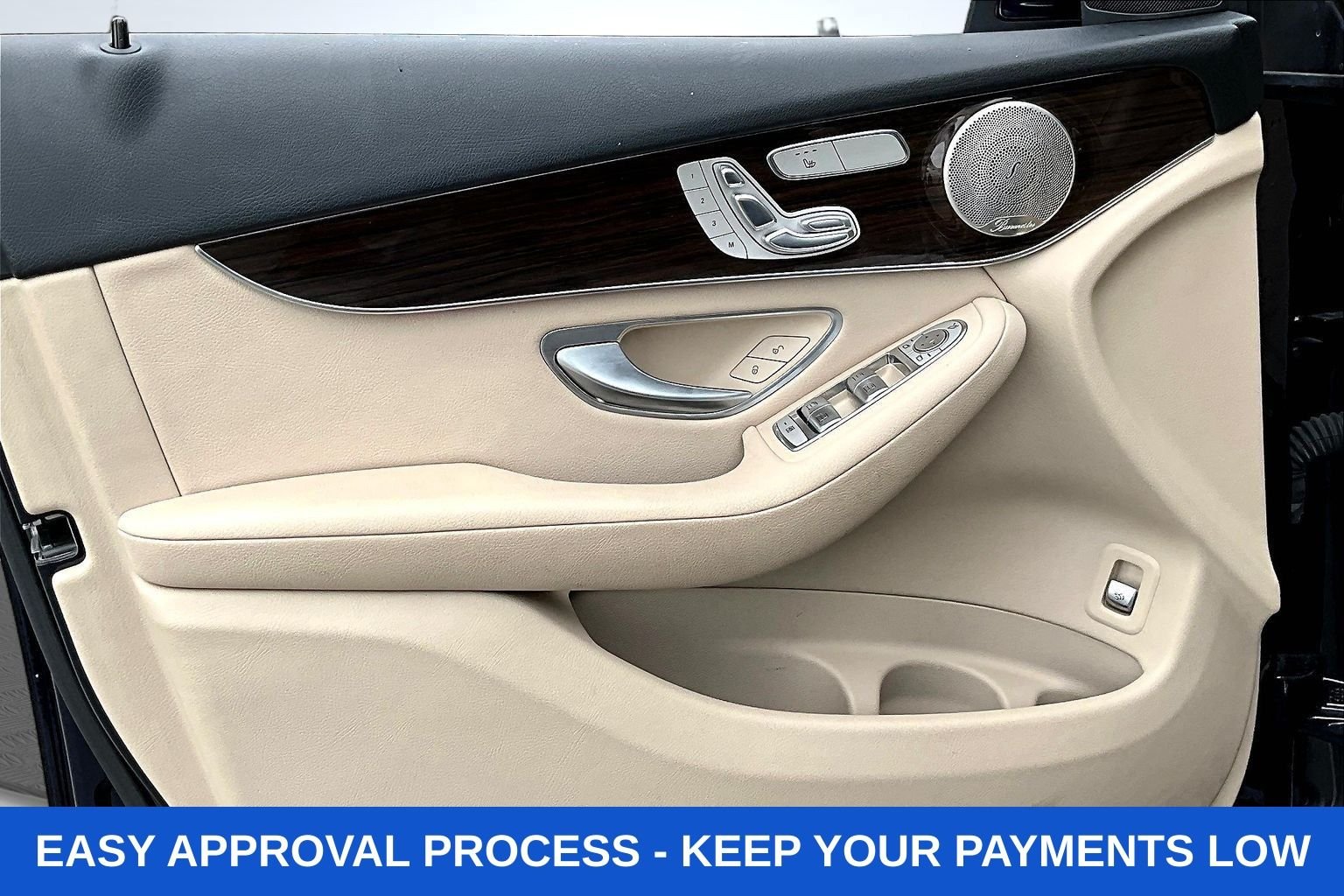 Used 2021 Blue Mercedes-Benz GLC 300 image 25