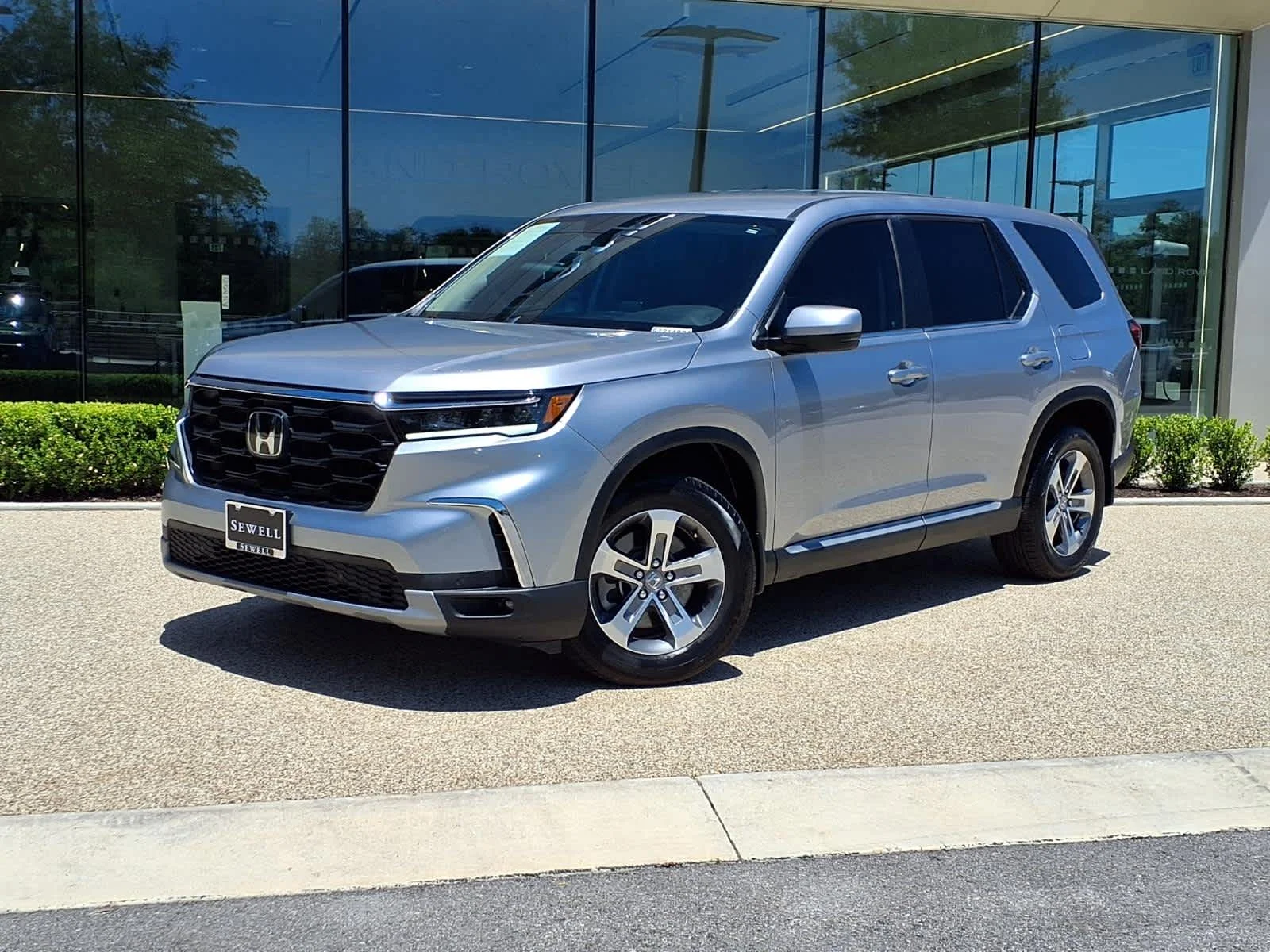 2023 Honda Pilot EX-L 7-Occupant AWD's photo