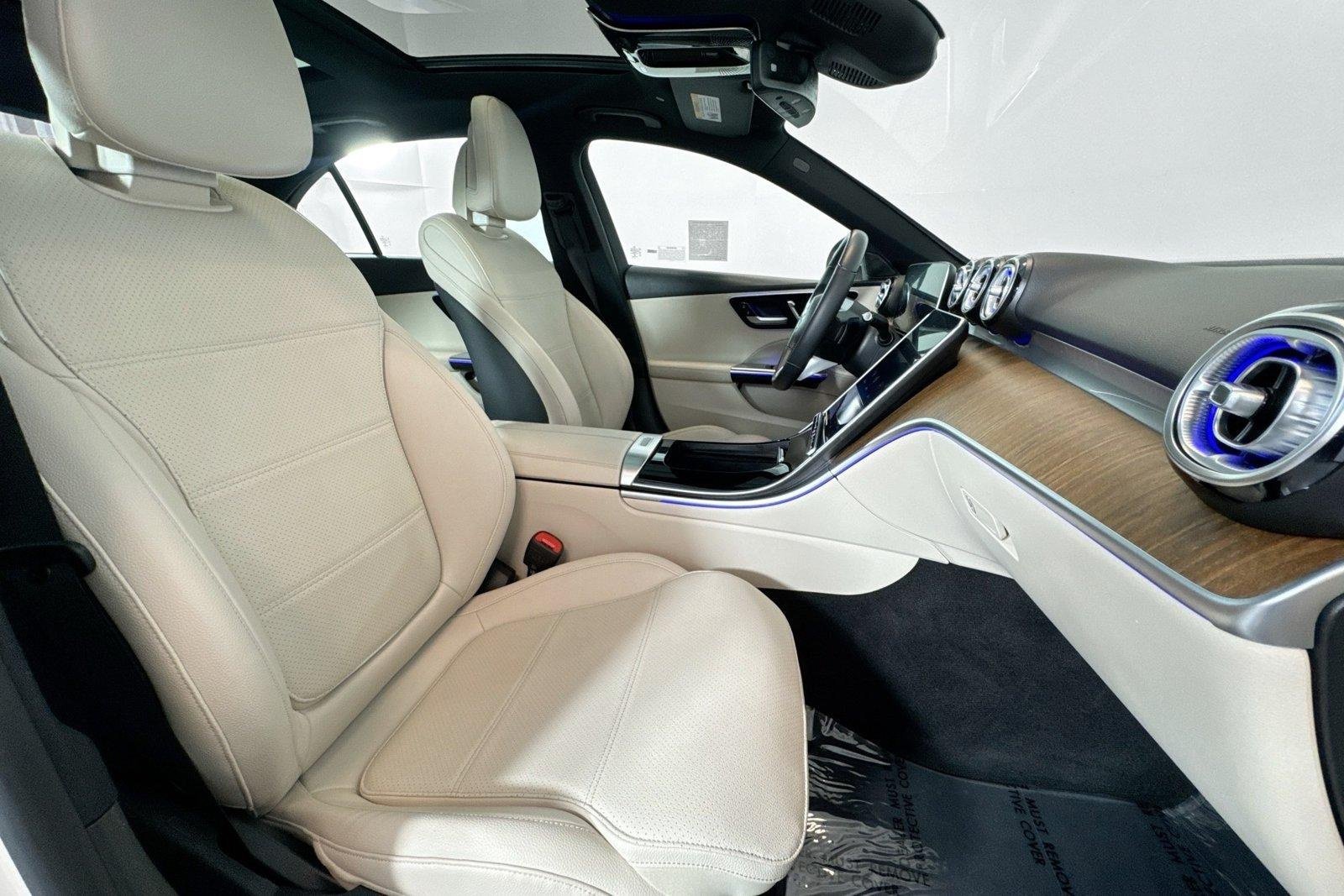 Used 2023 Polar White Mercedes-Benz C 300 image 27