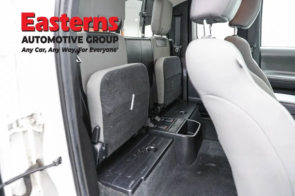 Used 2021 White Toyota SR image 22