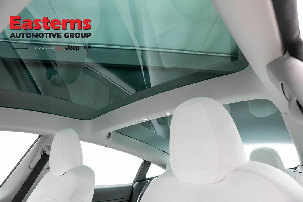 Used 2023 White Tesla Base image 30