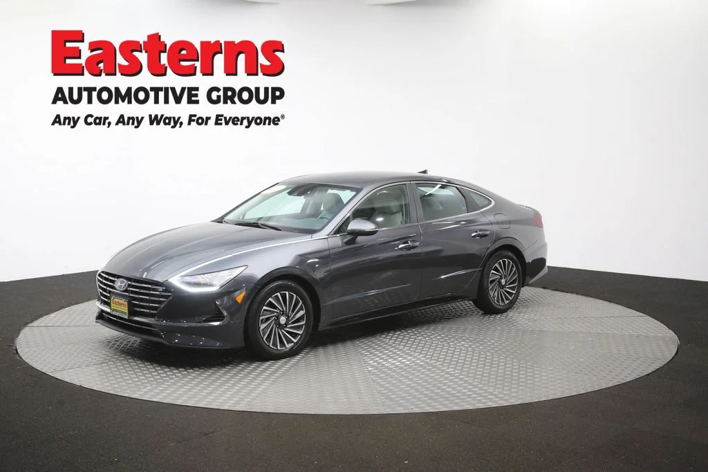 Used 2023 Gray Hyundai SEL image 58