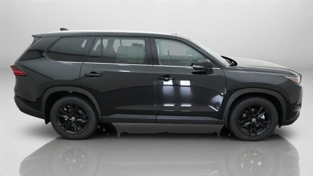New 2026 Midnight Black Metallic Toyota Platinum image 7