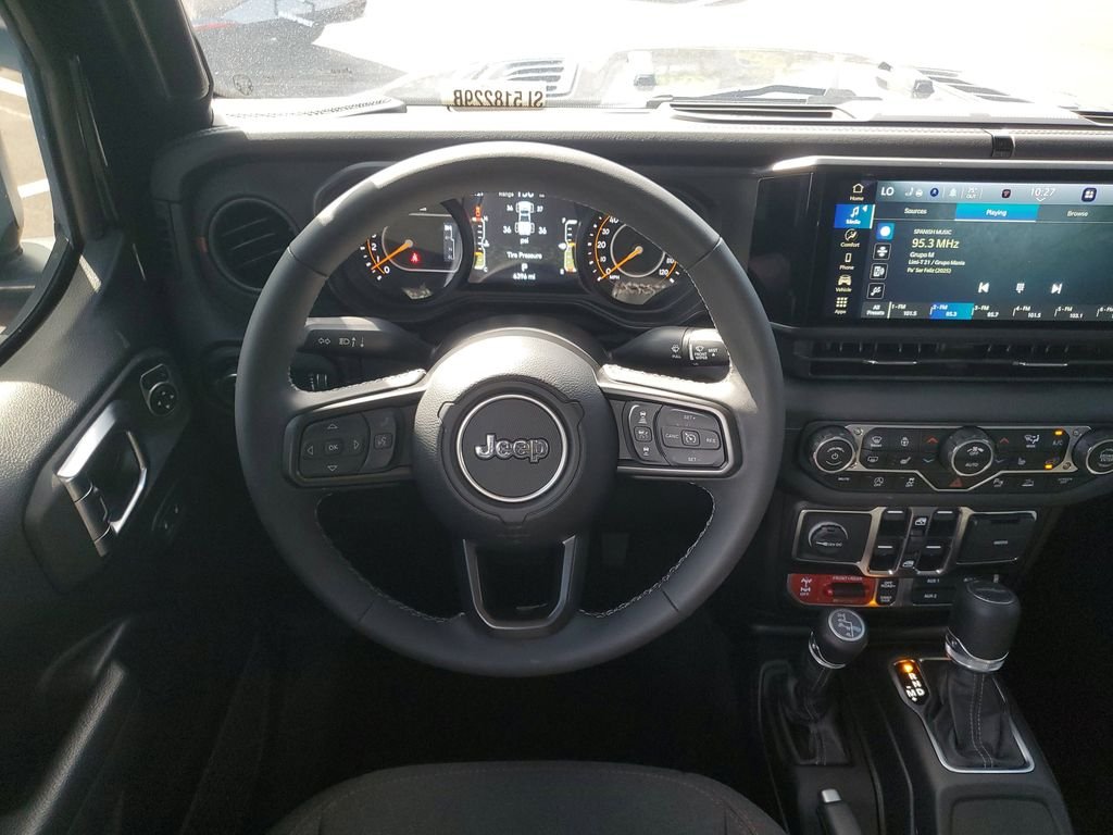 Used 2025 Black Jeep Rubicon image 13