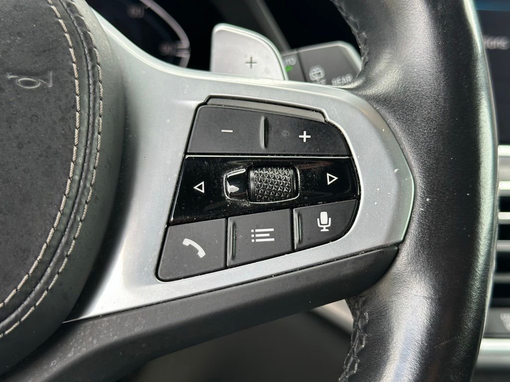 Used 2022 Phytonic Blue Metallic BMW xDrive40i image 30