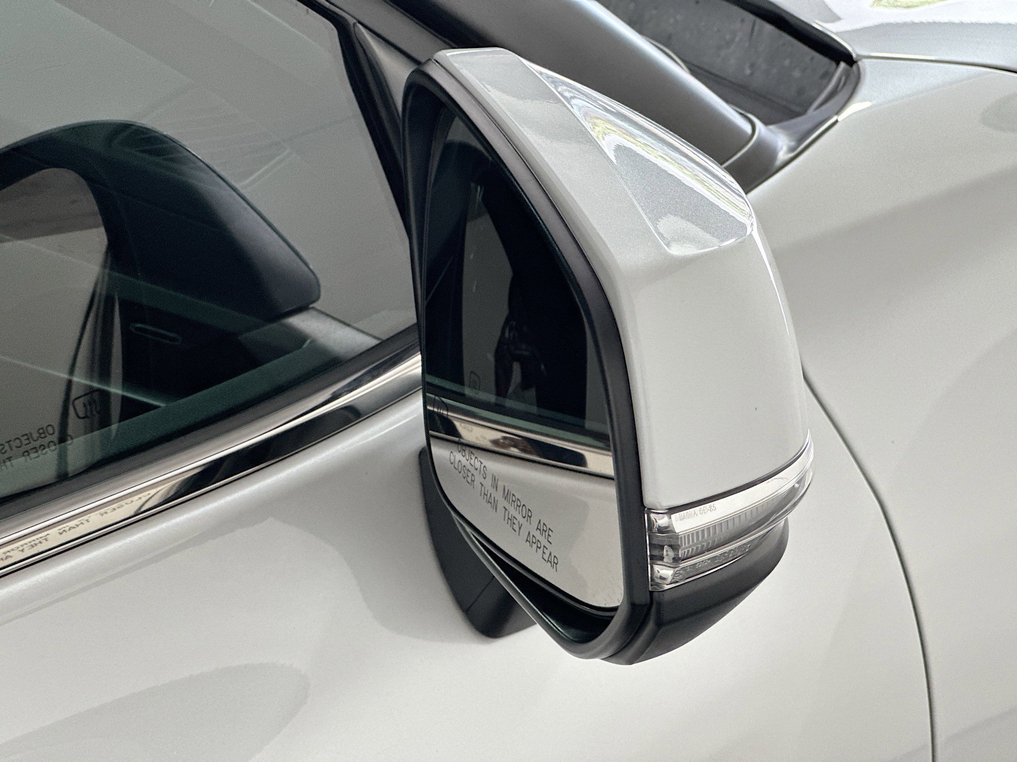 Certified Used 2025 Pearl Toyota XLE image 10