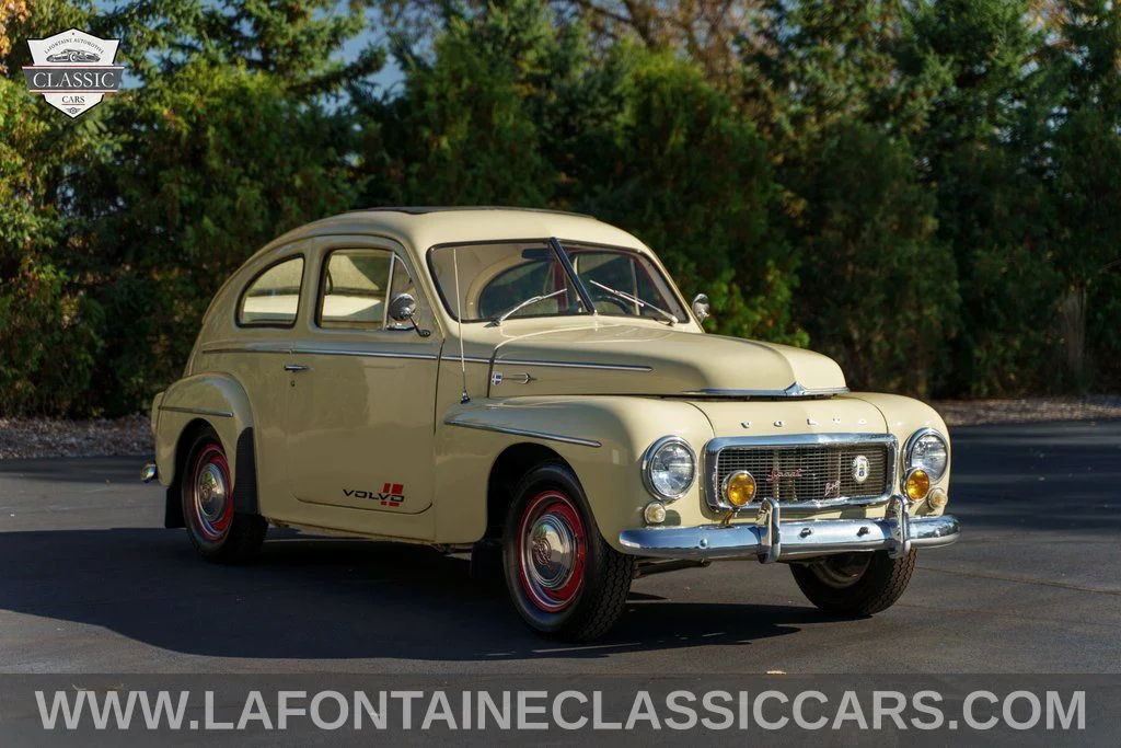 Used 1958 White Volvo  image 1