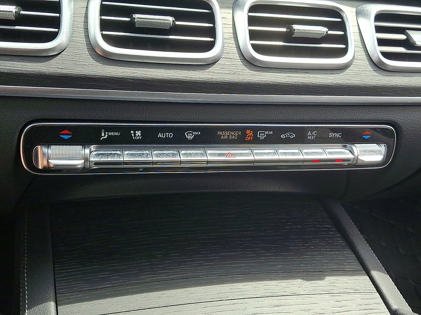 2025 Mercedes-Benz GLE GLE350 - Photo 16