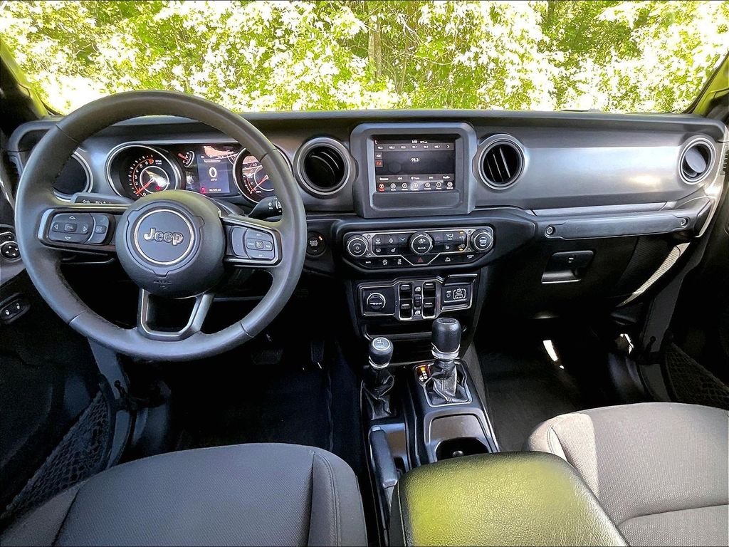 Used 2023 Gray Jeep Sport S image 21