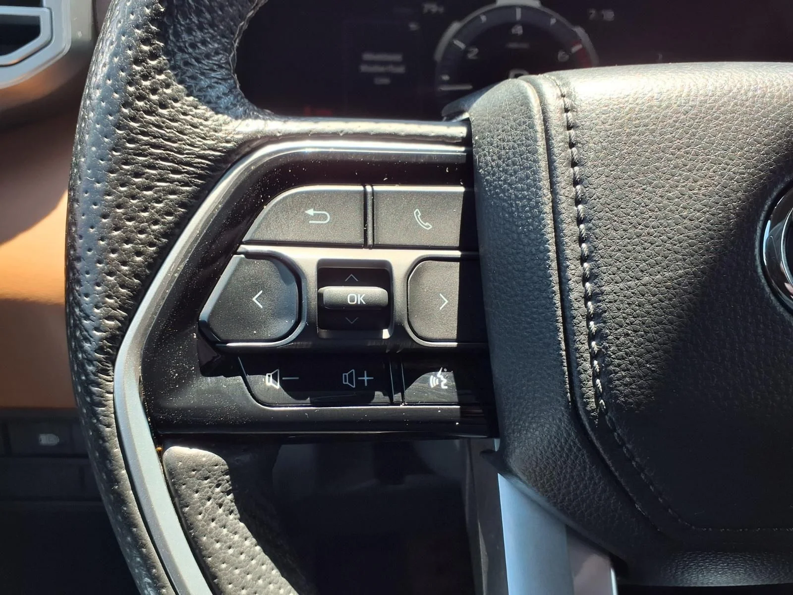 Used 2024 Silver Toyota 1794 image 22