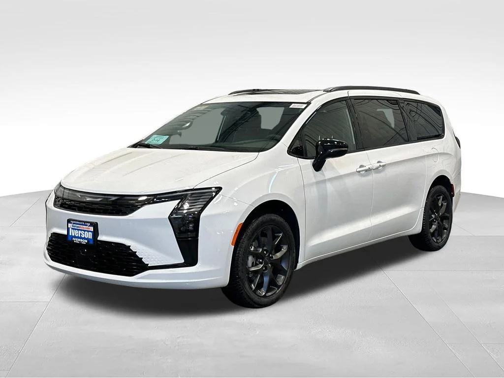 New 2027 Bright White Clear-Coat Exterior Paint Chrysler Limited image 3