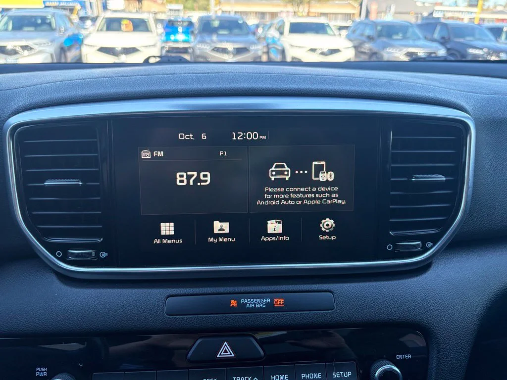 Used 2022 Red Kia EX image 20