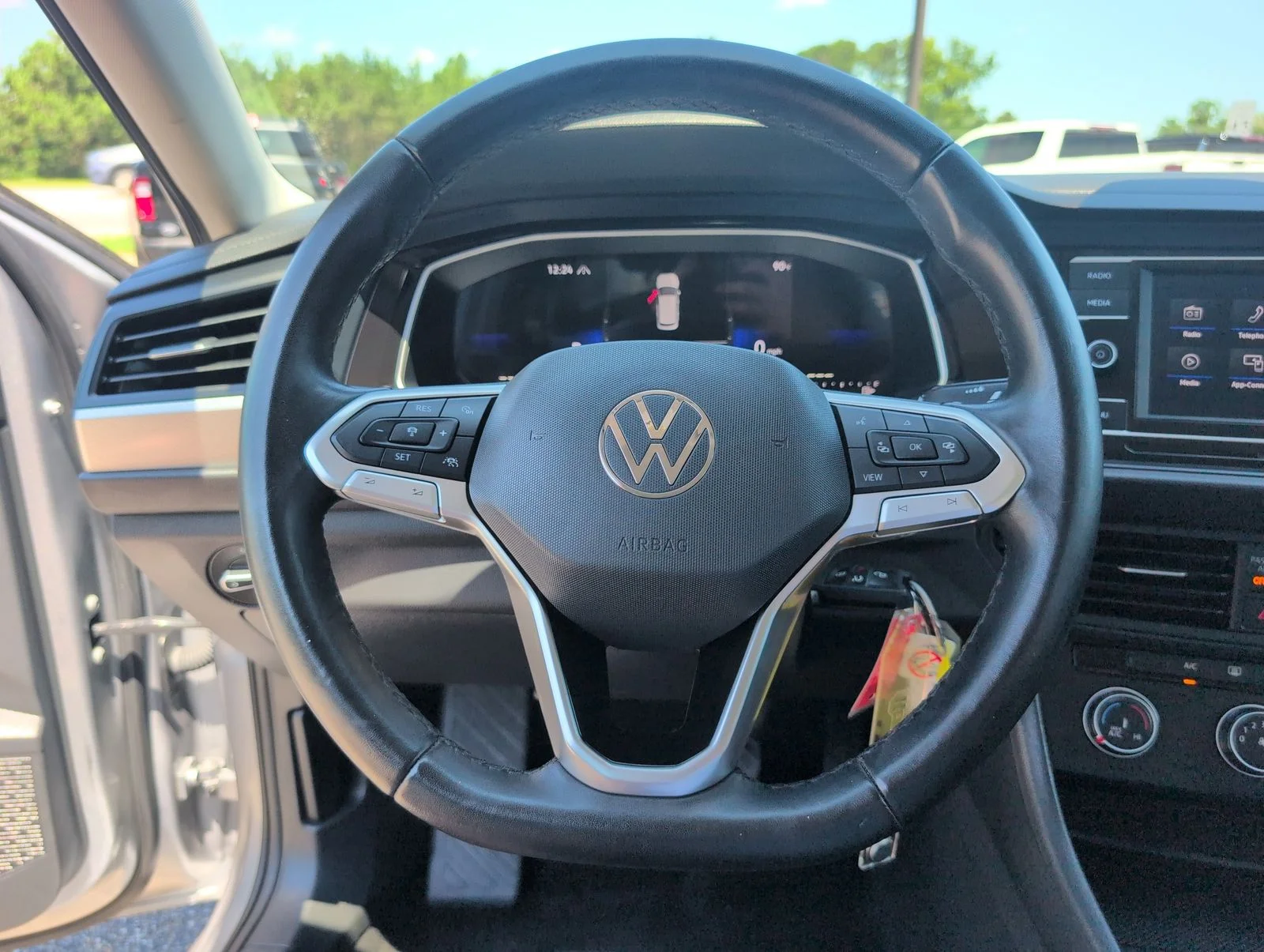 Used 2024  Volkswagen 1.5T S image 24