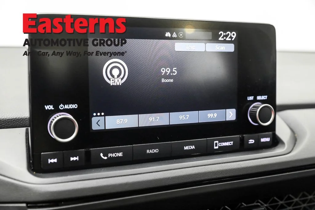 Used 2024 White Honda LX image 18