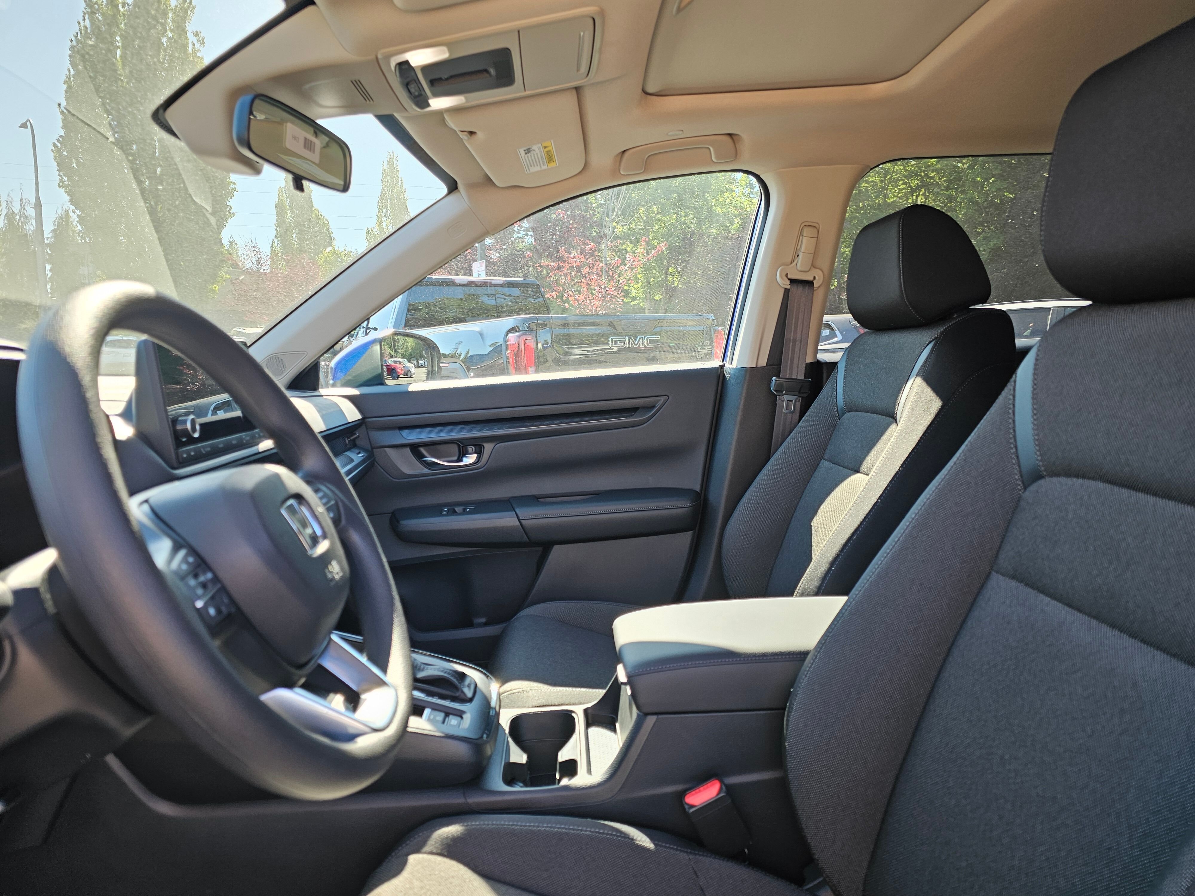 2025 Honda CR-V EX - Photo 22