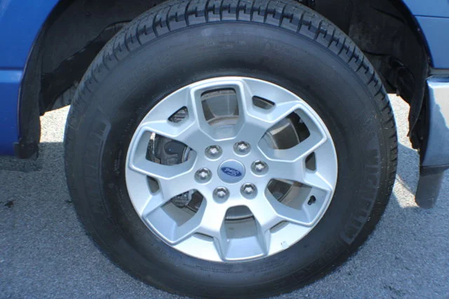Used 2023  Ford XLT image 5