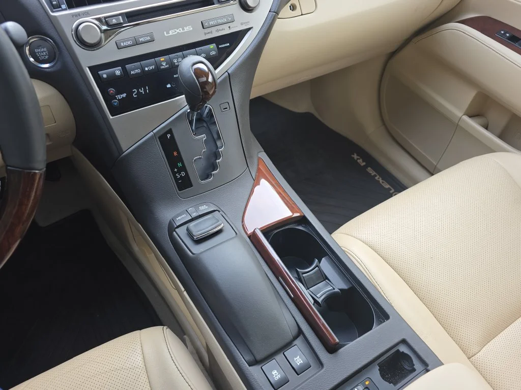 Used 2015 Beige Lexus 350 image 28