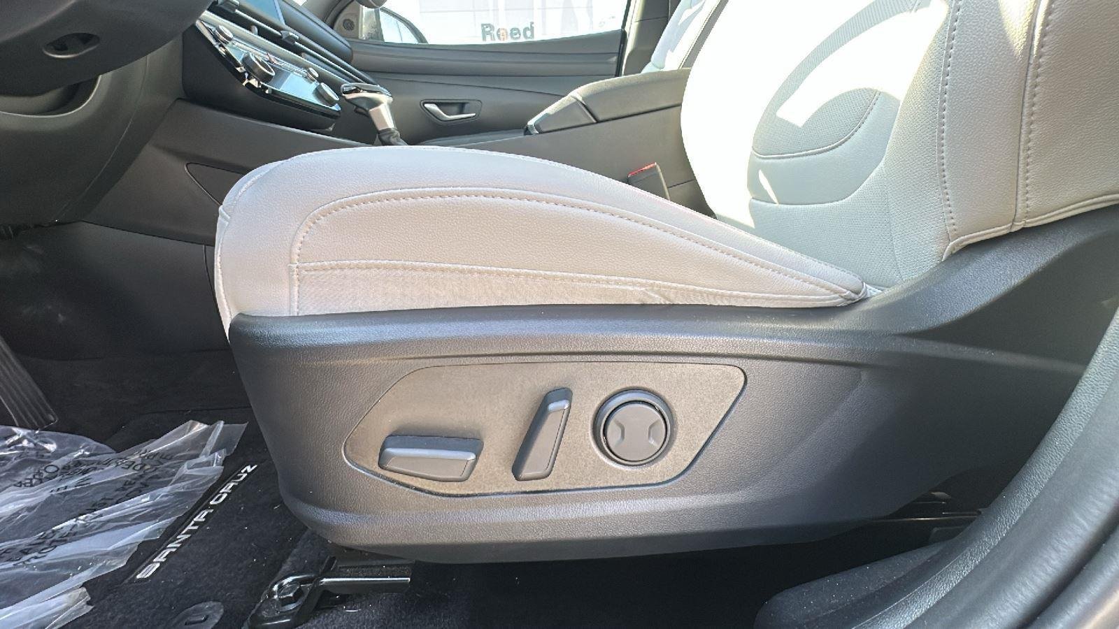 New 2026 Hampton Gray Hyundai SEL FWD image 11