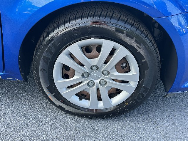 Used 2018 Blue Chevrolet LS image 9