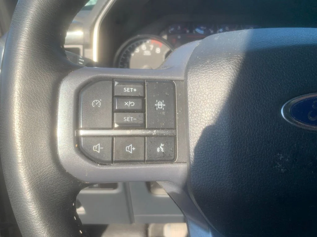 Used 2023 Silver Metallic Ford XLT image 13