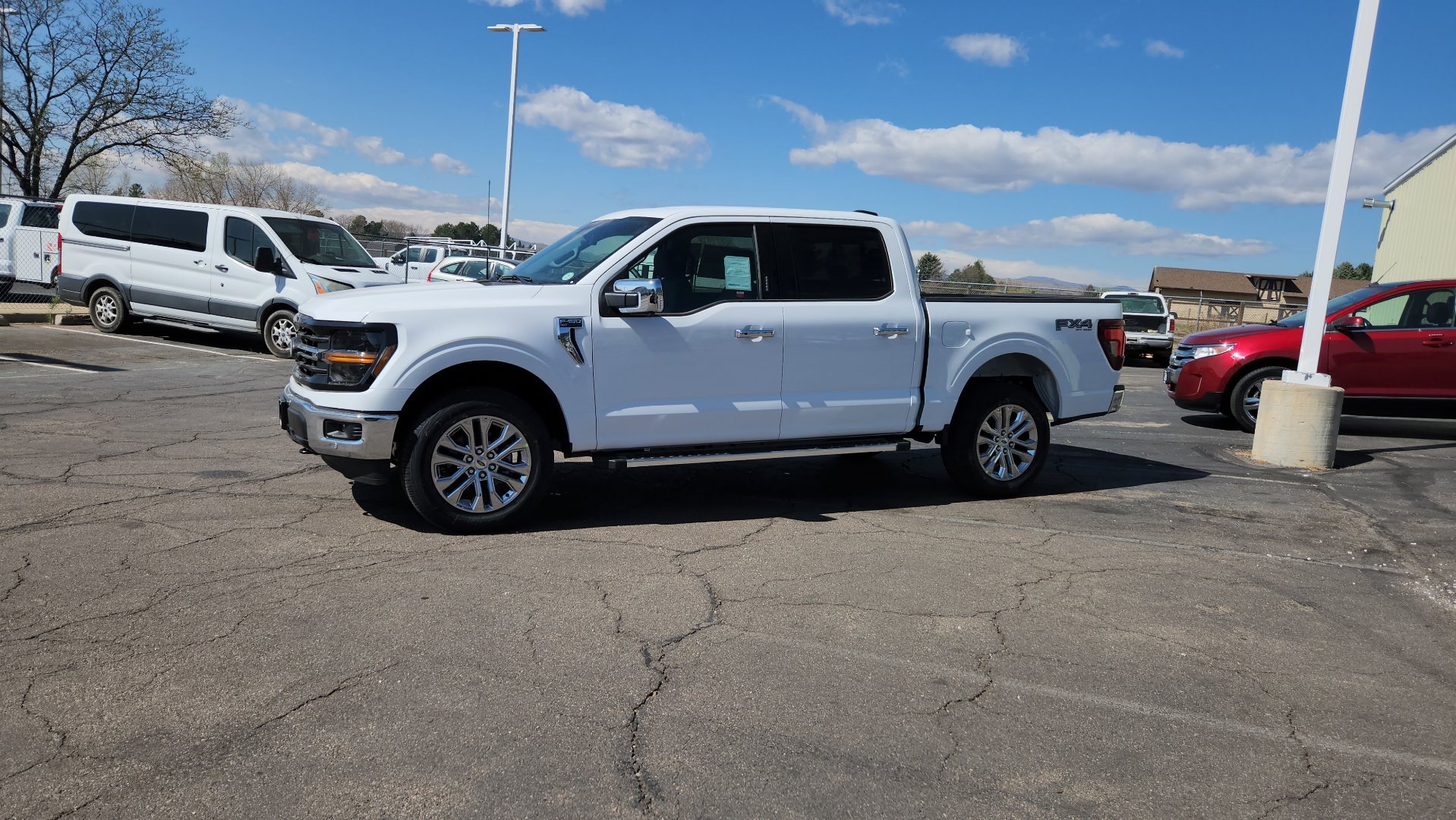 New 2026 Oxford White Ford XLT image 5