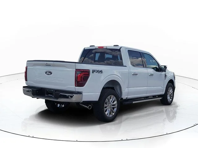 New 2026 Oxford White Ford Lariat image 7