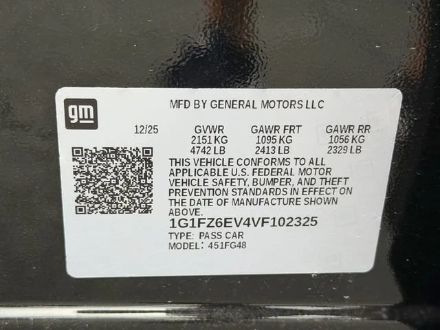 New 2027 Mosaic Black Metallic Chevrolet RS image 10