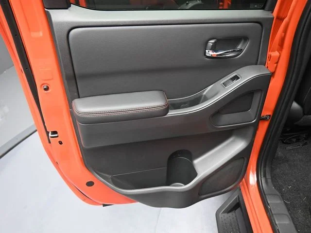 2025 Nissan Frontier PRO-X - Photo 10