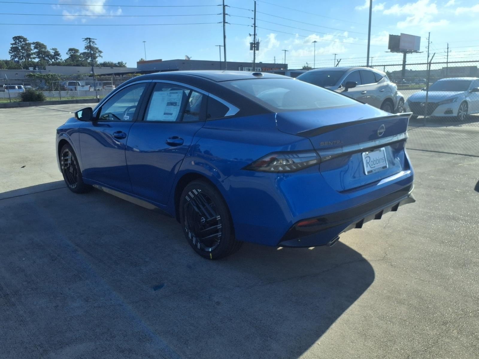 2027 Nissan Sentra photo 4 of 24