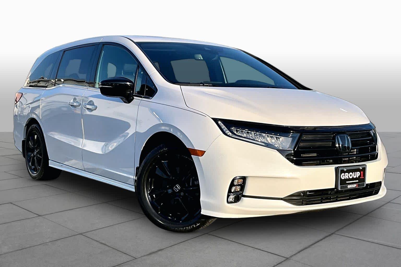 Used 2024 Platinum White Pearl Honda Sport image 3