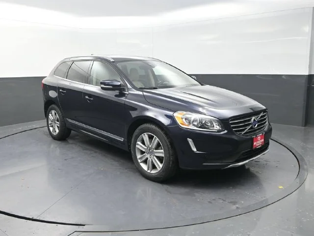 Used 2016 Blue Volvo T6 Drive-E image 10