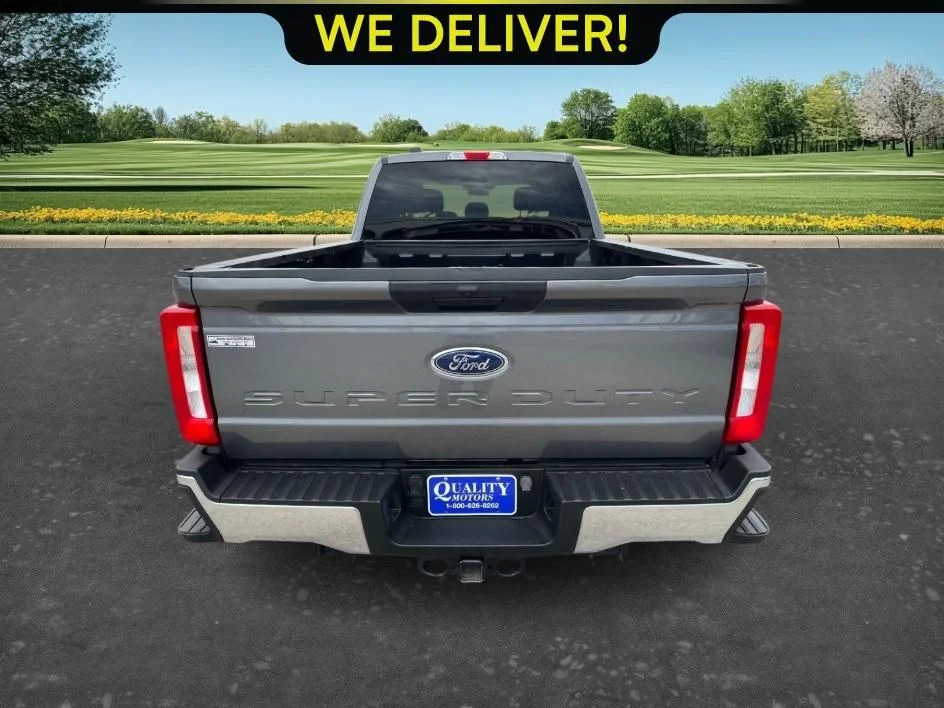 Used 2024 Gray Ford XLT image 4