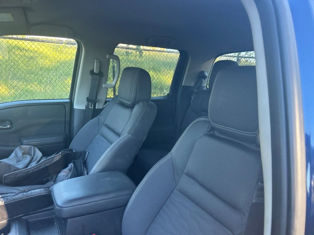 Used 2022 Blue Nissan SV image 13