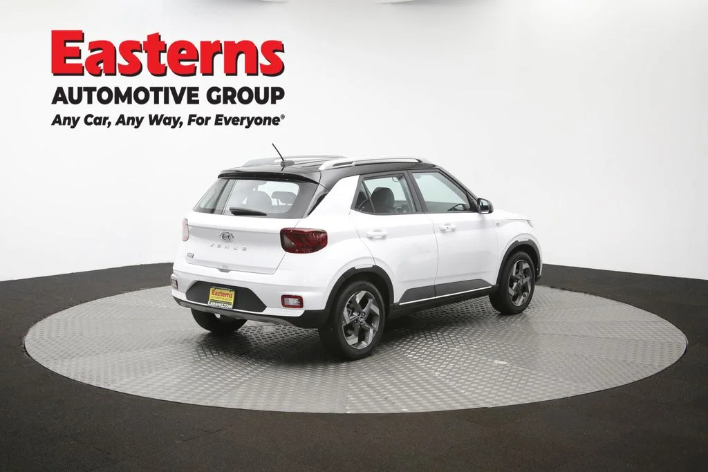 Used 2025 White Hyundai Limited image 40