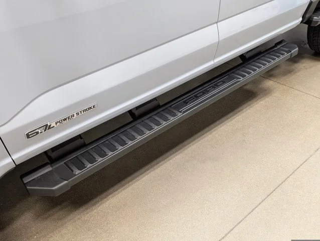 New 2026 Glacier Gray Metallic Tri-Coat Ford F-250® Lariat® image 65