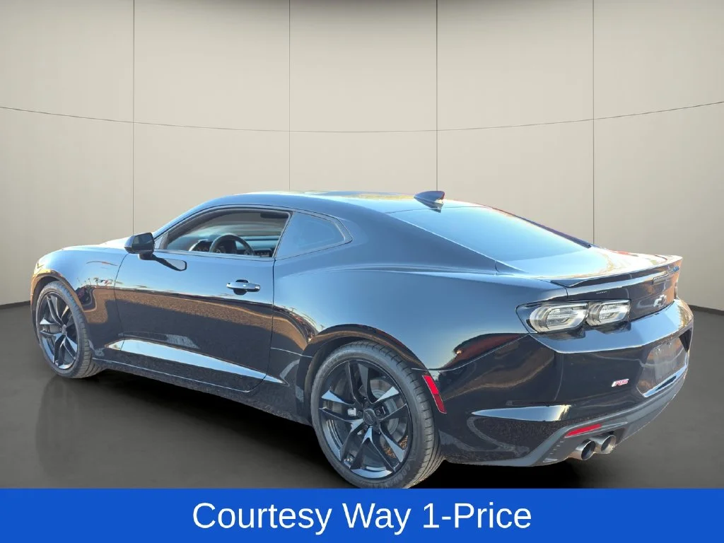 Used 2023 Black Chevrolet LT1 image 6