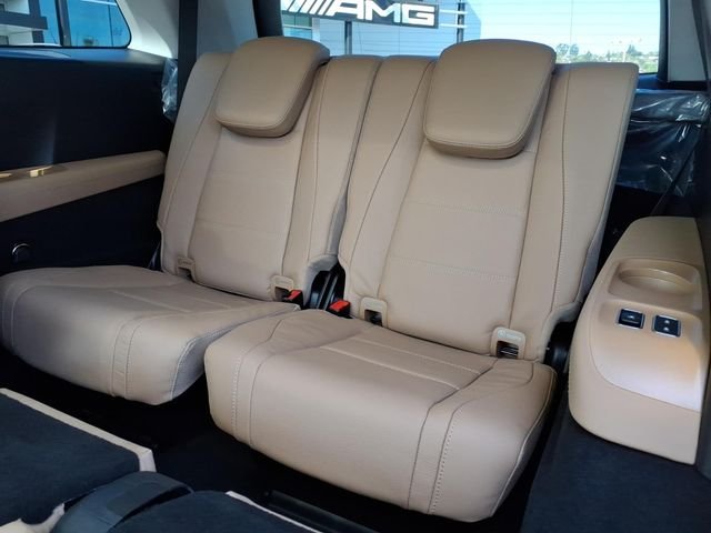 New 2026 White Mercedes-Benz GLS 450 image 18