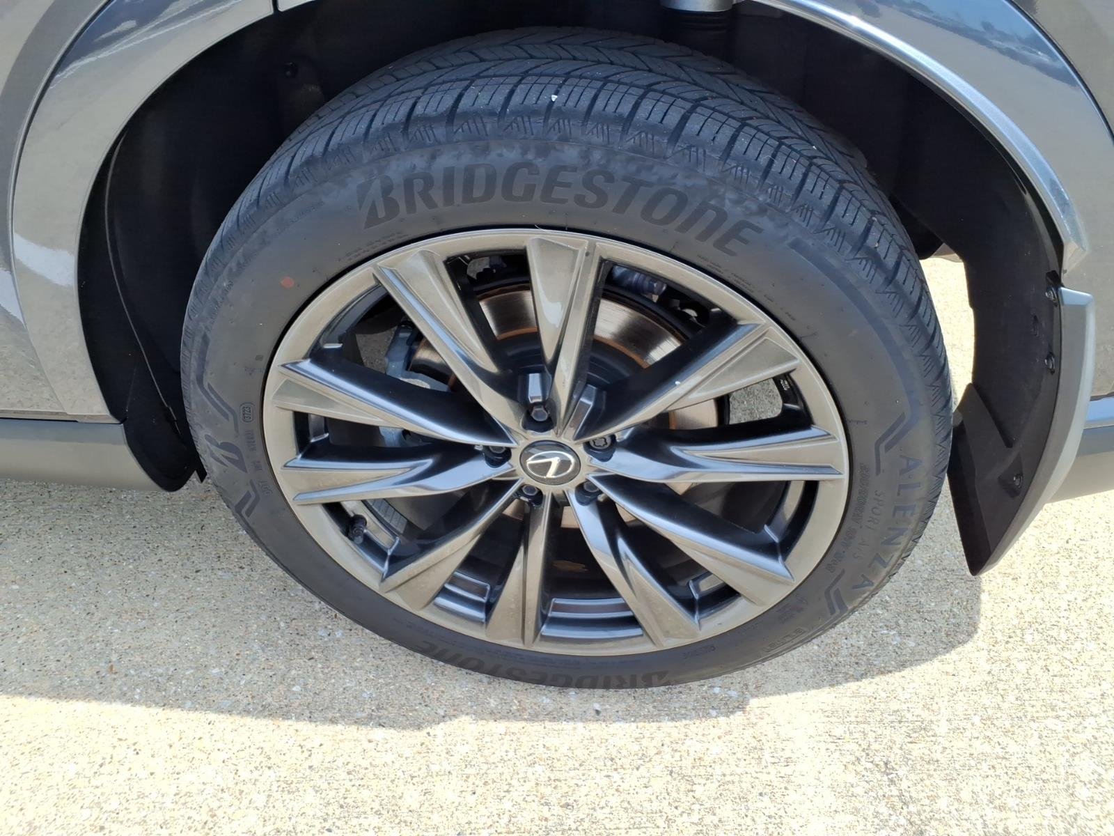 Used 2024 Cloudburst Gray Lexus F SPORT Handling image 19