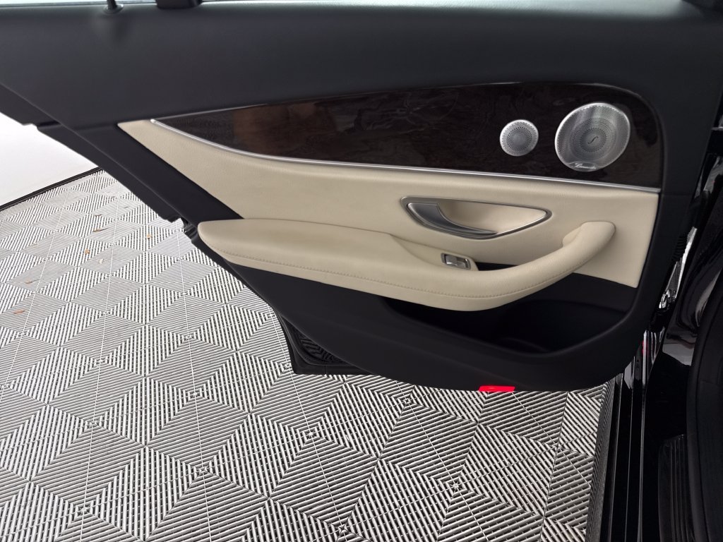 2020 Mercedes-Benz E-Class E350 - Photo 11