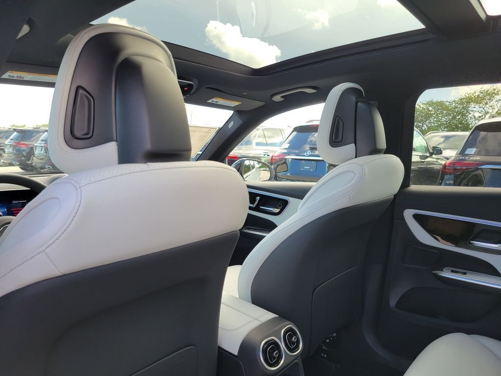 New 2026 Cirrus Silver Metallic Mercedes-Benz GLC 300 image 10