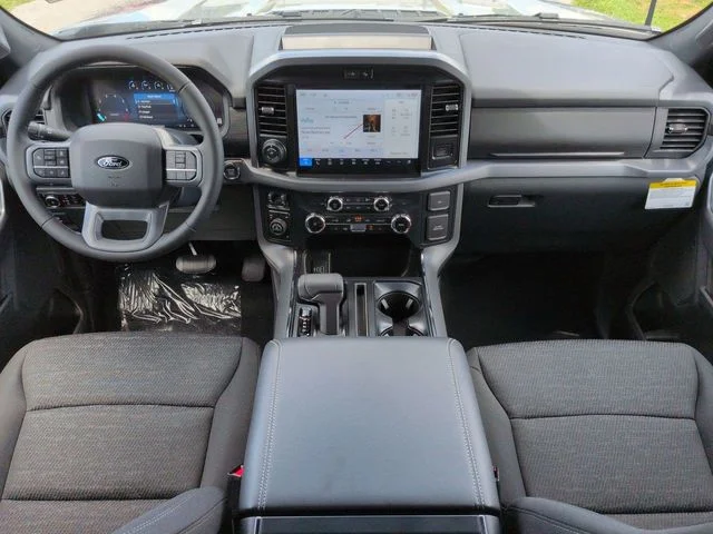 New 2026 Iconic Silver Metallic Ford XLT image 15