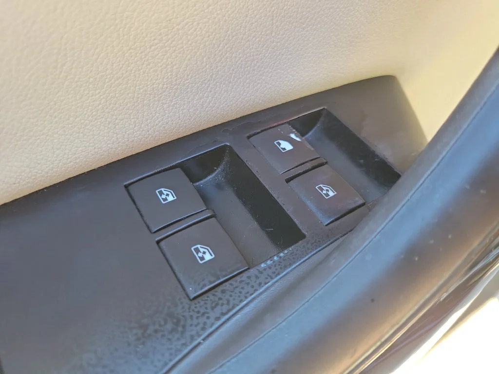 Used 2018 Black Buick Premium image 7
