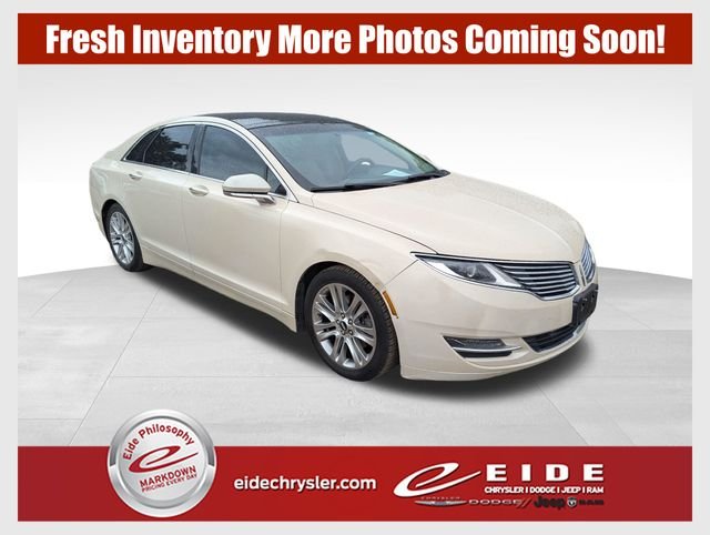 Used 2016  Lincoln Reserve image 1