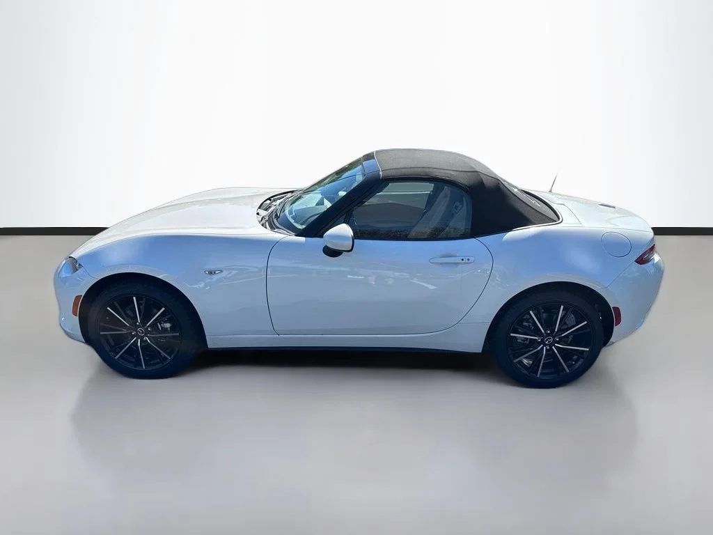 New 2026 Snowflake White Pearl Mazda Grand Touring image 6