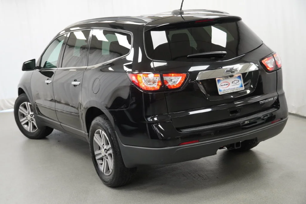 Used 2016 MOSAIC BLACK METALLIC Chevrolet LT image 21