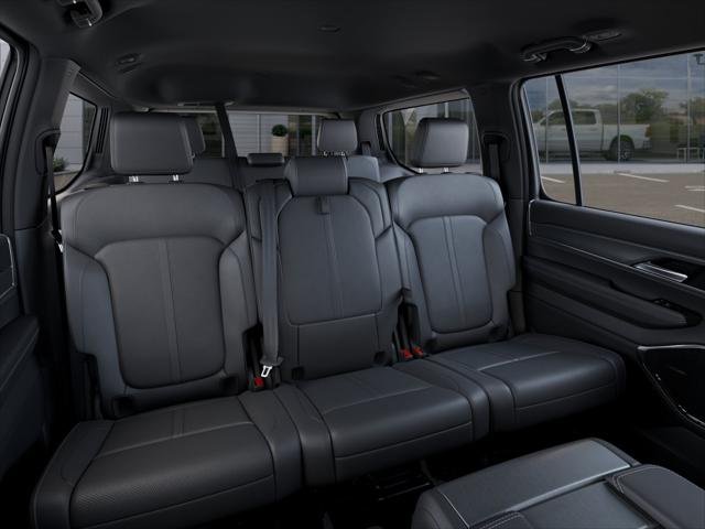 New 2026 Baltic-Gray Metallic Clear-Coat Exterior Paint Jeep  image 41